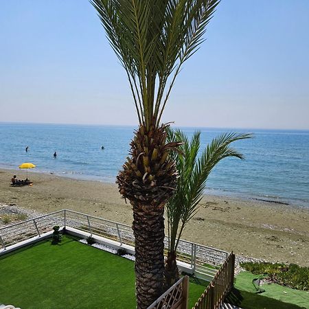 Beach House At Seafront Villa Meneou Ngoại thất bức ảnh